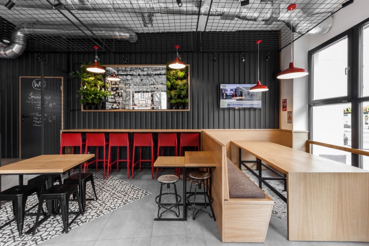 Чёрные стены в дизайне кафе быстрого питания