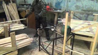 Изготовление черенков для лопат и метел manufacture of cuttings for shovels and brooms