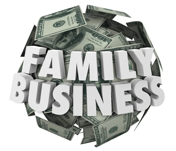 Семейный бизнес 3-и слова на шаре или сфере денег — стоковое фото
